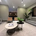 Loica Hosts
