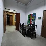Habitacion En Barrio Italia