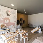 Your Nunoa Oasis City Escape