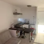 Centrico Departamento A Pasos De Movistar Arena Y Fantasilandia