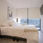 Downtown Accommodation Great For Sharing