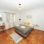 Yogi Hostels