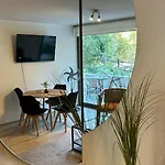 Apartamento En Las Condes Frente A Parque Araucano
