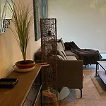 Apartamento En Las Condes Frente A Parque Araucano