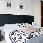 Carmelitas I Contemporary