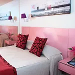 Hotel Blue