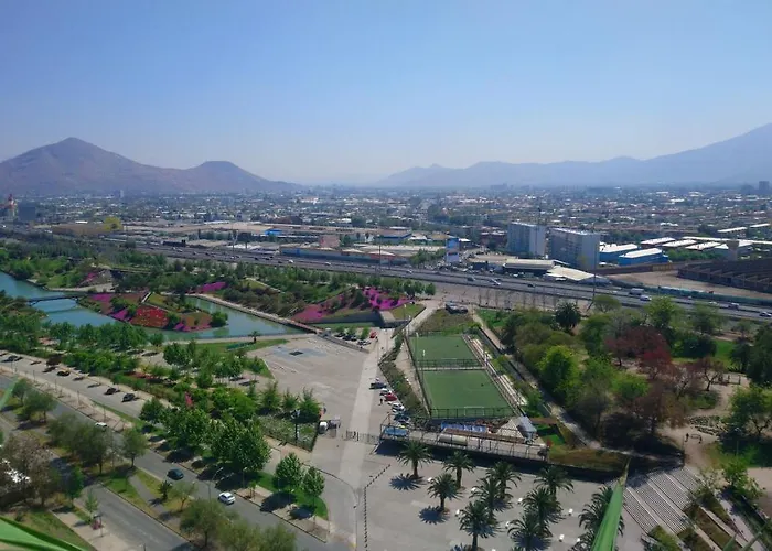 Frente al parque (Solo mujeres)