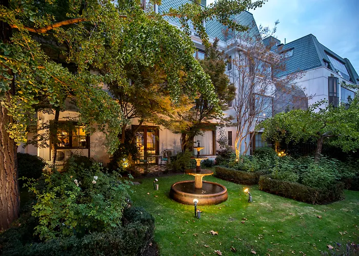 Park Plaza Bonaparte Boutique