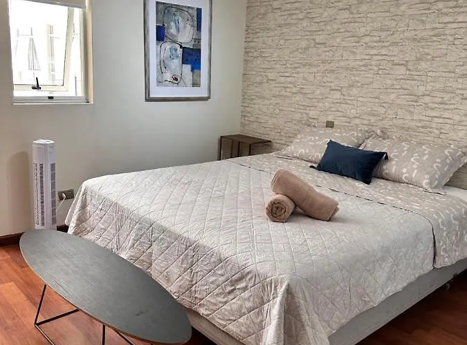 Comodo Dpto Home Estudio II