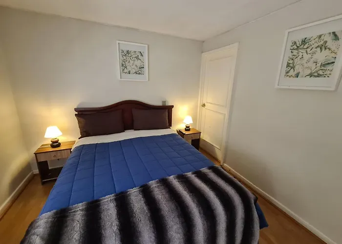 Avenida Suites