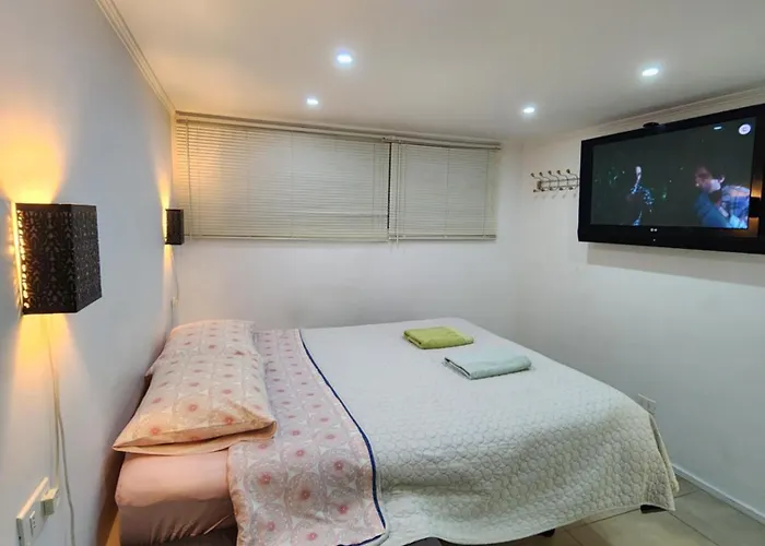 Lomas Suites
