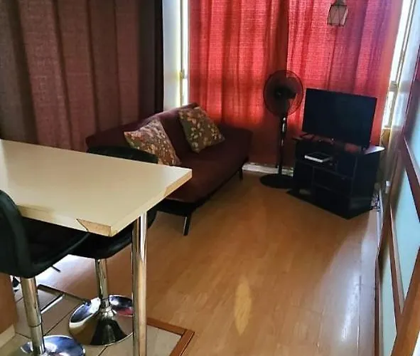 Apartamento Metro Santa Lucia, Santiago Centro