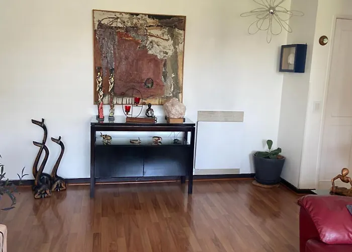 Excelente Apartamento En Las Condes