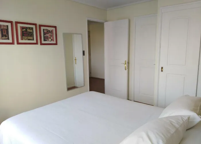 Roomapart Escuela Militar