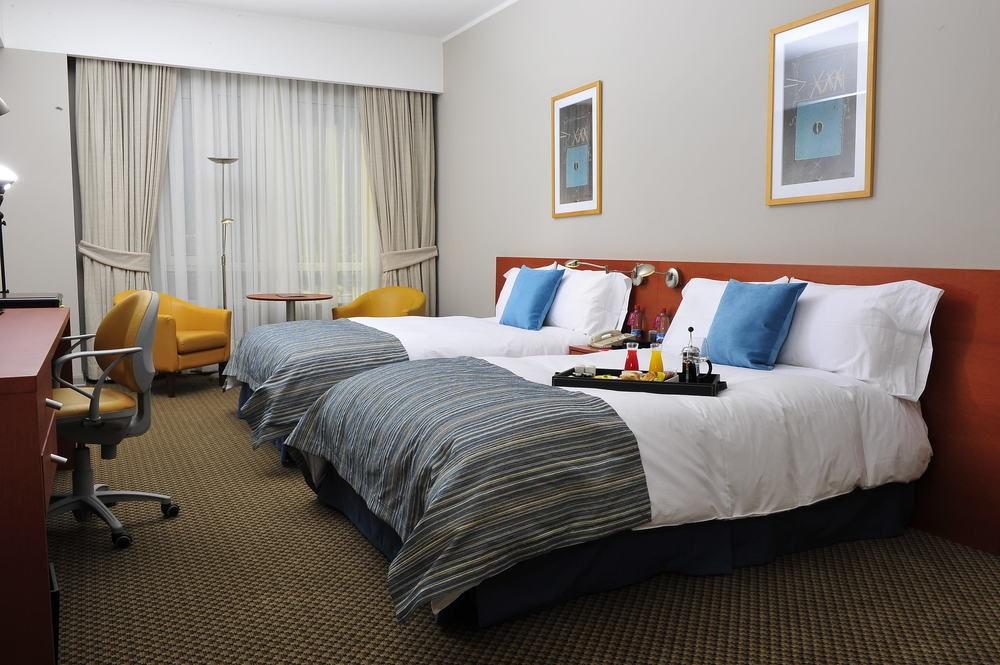 Khách sạn Radisson Ciudad Empresarial Santiago