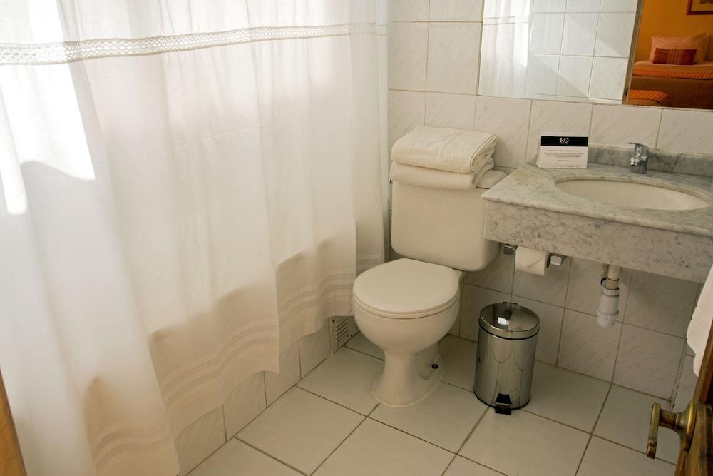 Hotel Dacarlo 3*