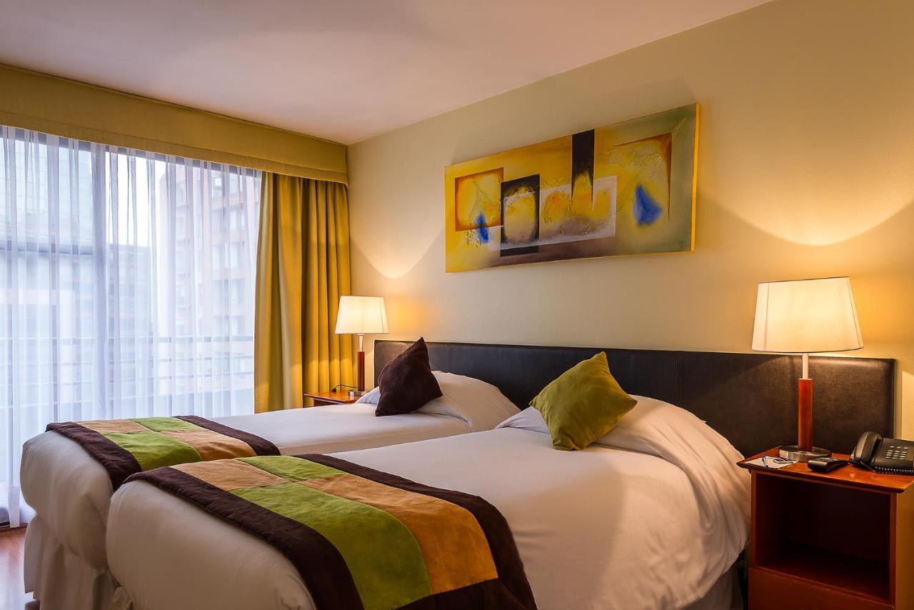 Rent A Lyon 3* Santiago