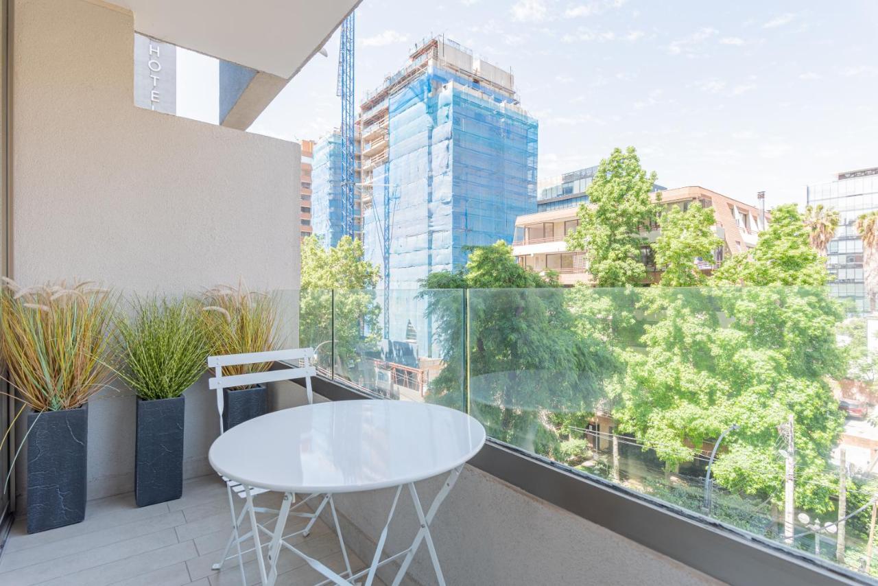 Luxury Retreat W/ 2br, Wifi, Pool, Gym *