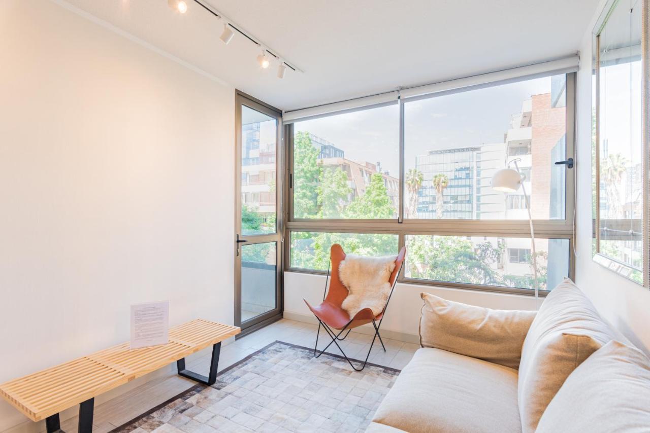 Luxury Retreat W/ 2br, Wifi, Pool, Gym