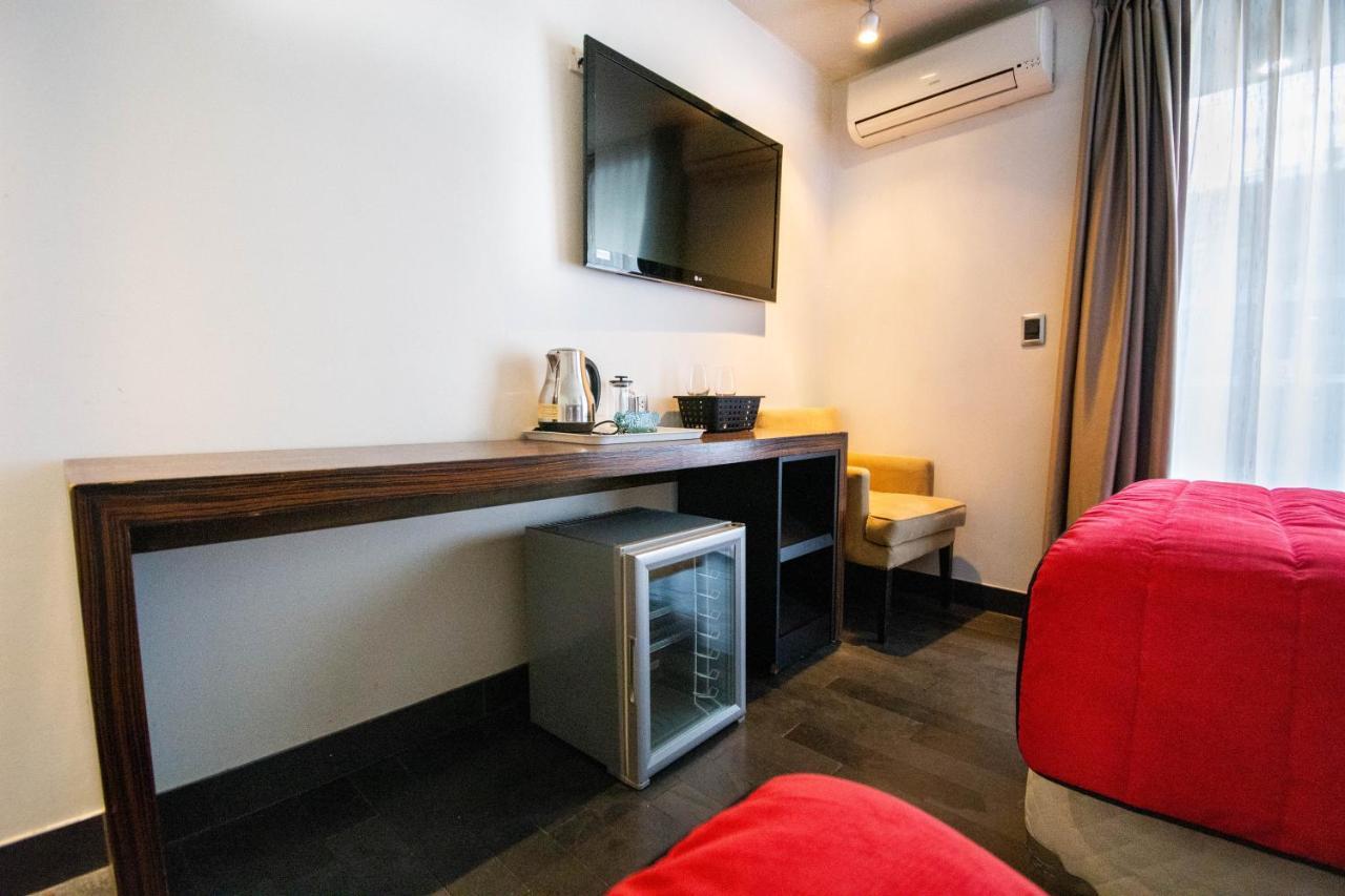 Căn hộ Tribeca Twin - Studio With Pool, Wifi, Ac *