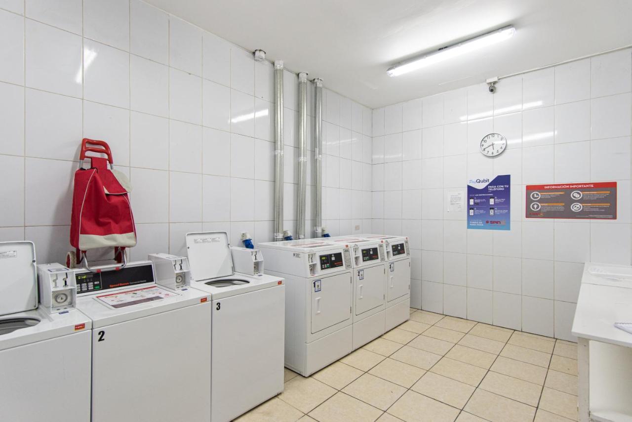 Urban Art - 1br, Wifi, Smart Tv & Metro Apartment
