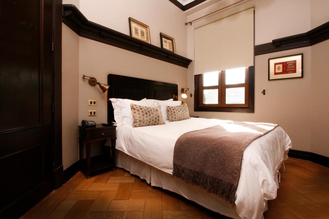 Boutique Castillo Rojo 4* Santiago