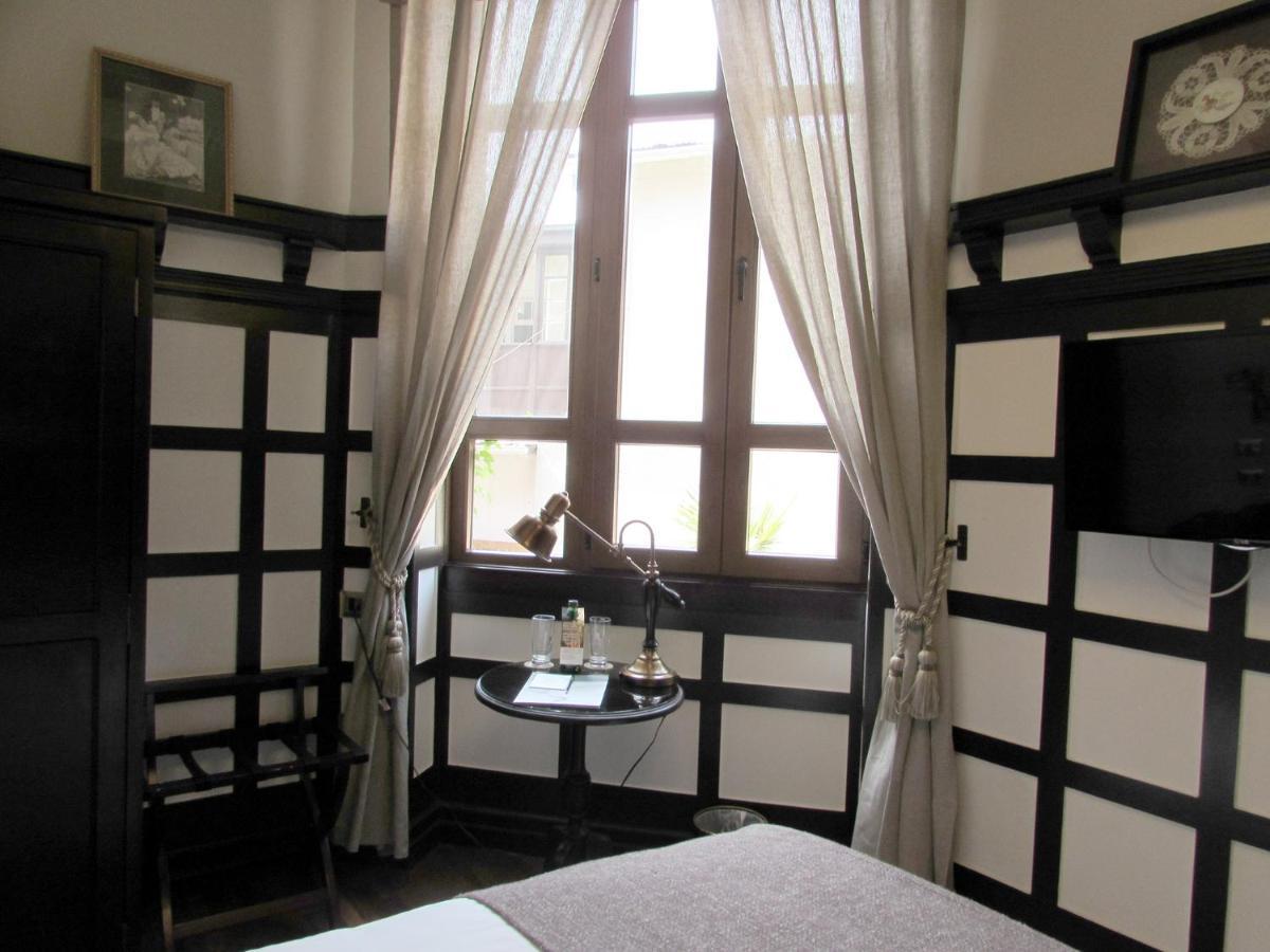 Hotel Boutique Castillo Rojo Santiago