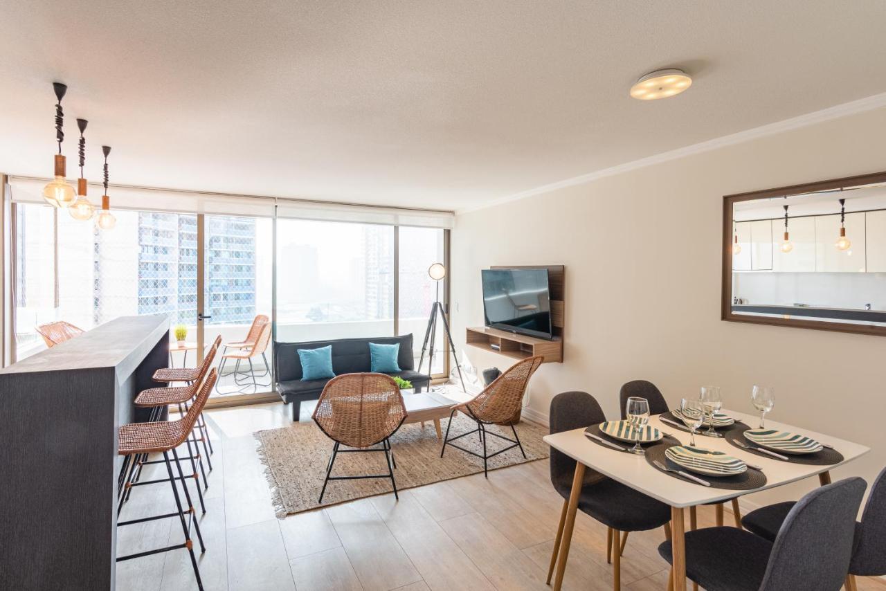 Arauco Wood - 2br, Parking, Wifi, Mall & Pool * Santiago de Chile