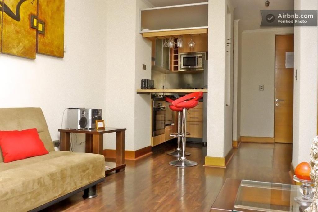 Exmonarca By Design