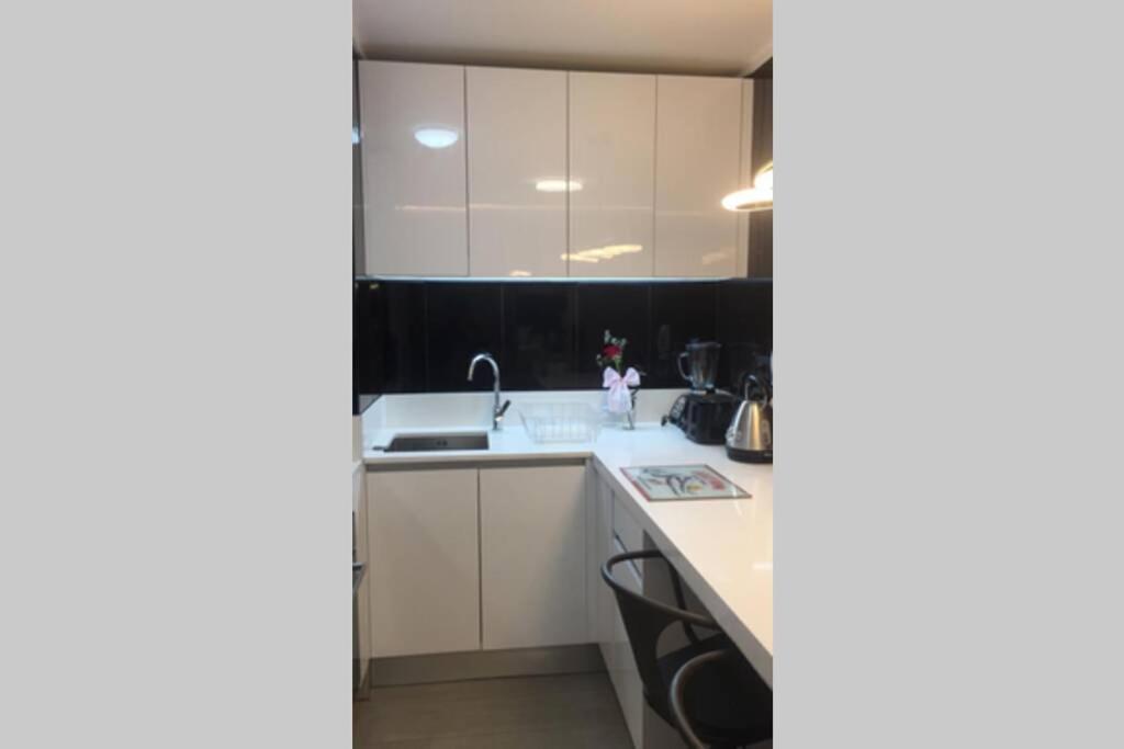 Hermoso Y Comodo Apartamento En Las Condes * Santiago