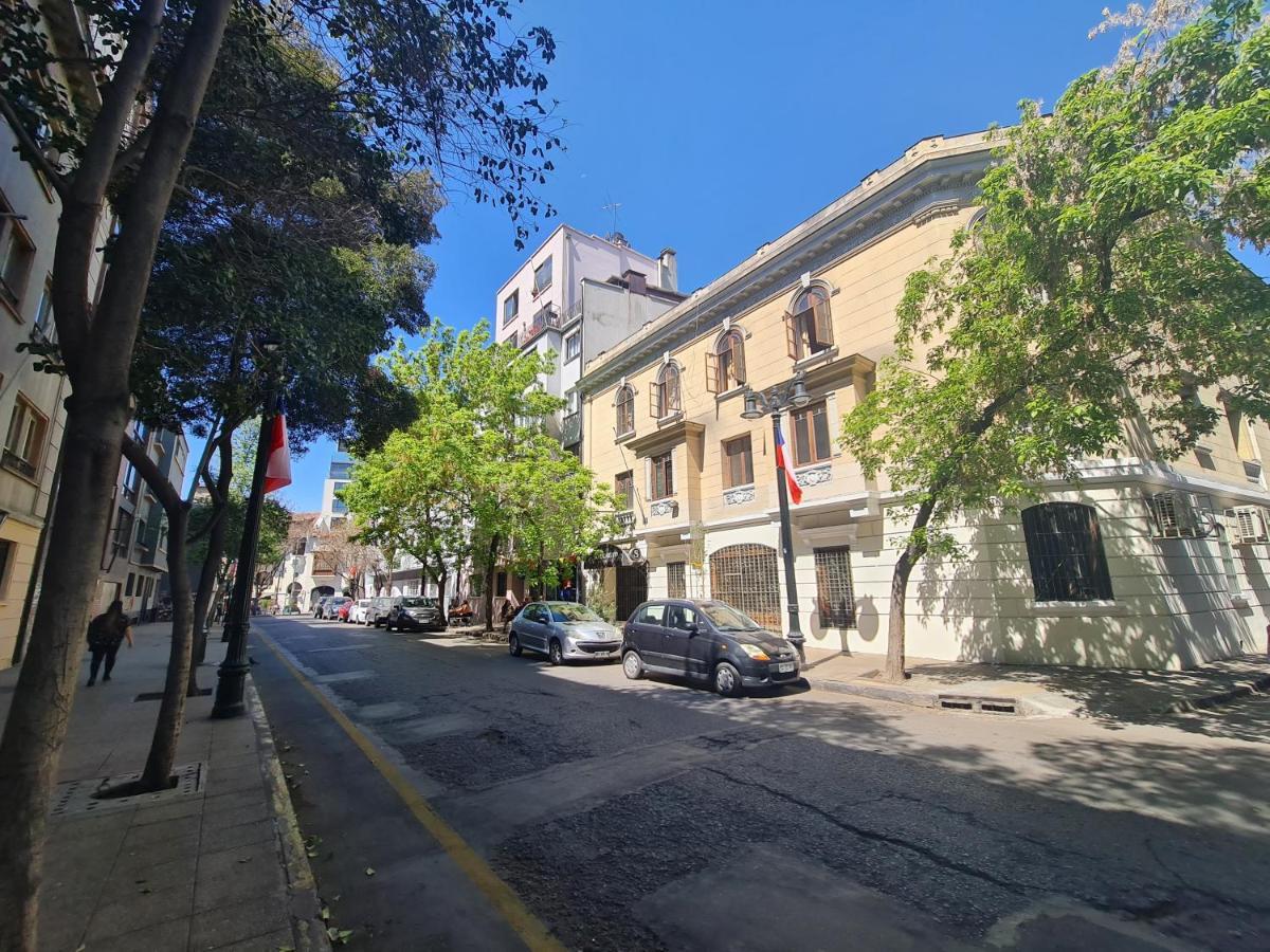 Oceana Suites Lastarria Apartment