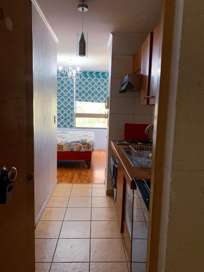 Depto Metro Santa Ana Apartment