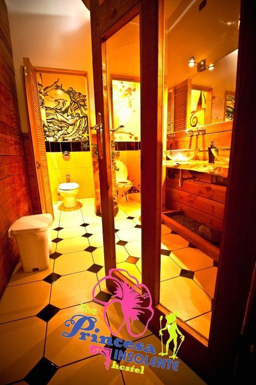 Princesa Insolente Hostel Santiago
