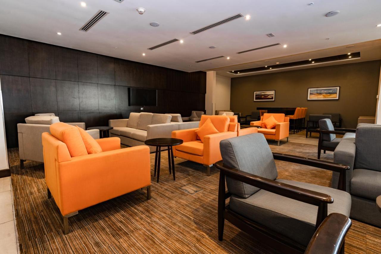 Hotel La Quinta By Wyndham Aeropuerto Santiago