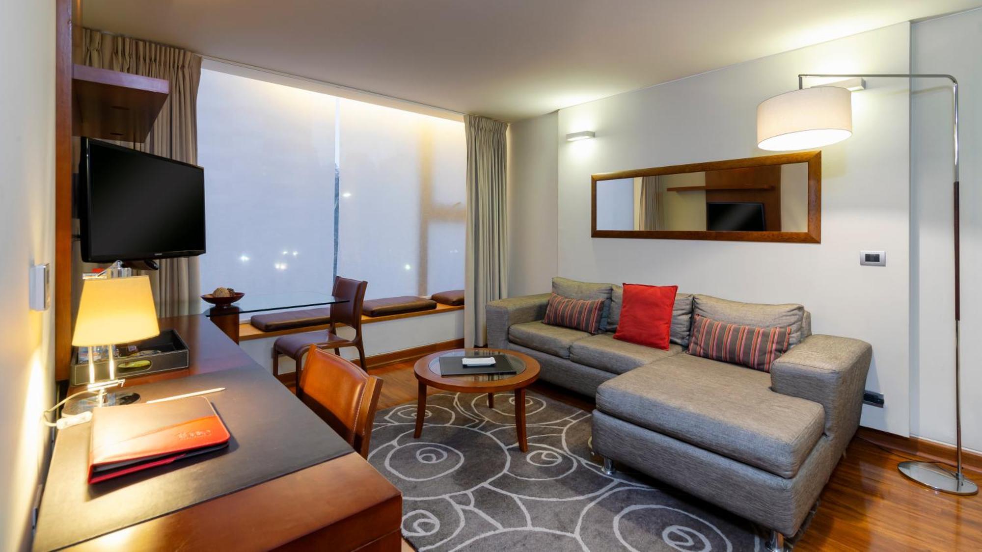 Select Elegant By Time & Aparthotel