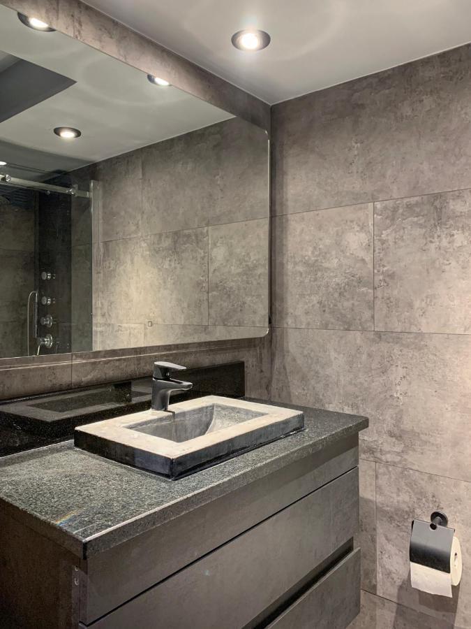 Design Tech Comfort & Location Apartment *