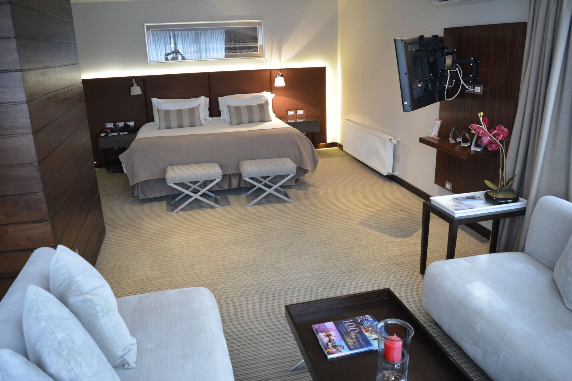 Espanoles Khách sạn 4*