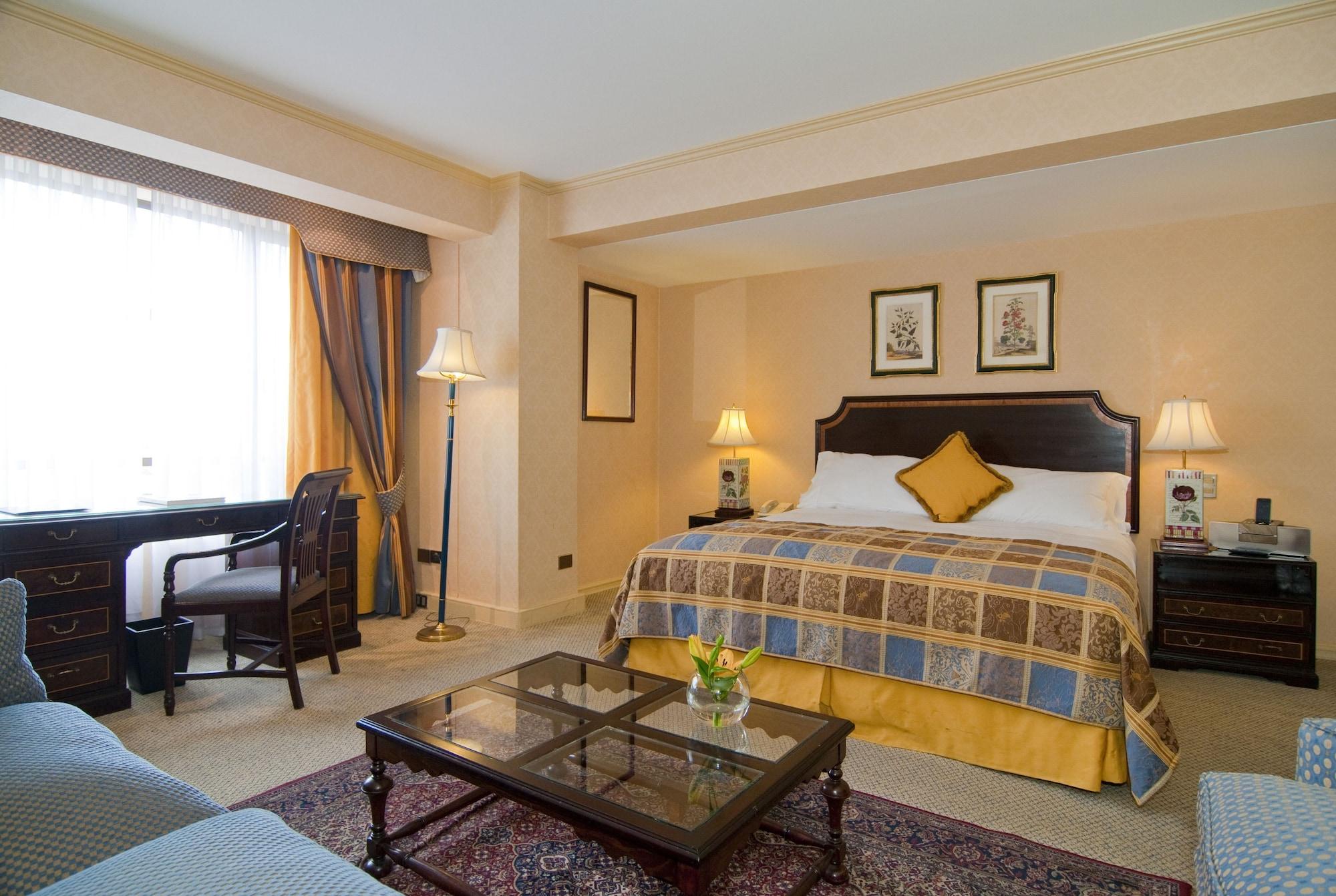 Park Plaza Hotel