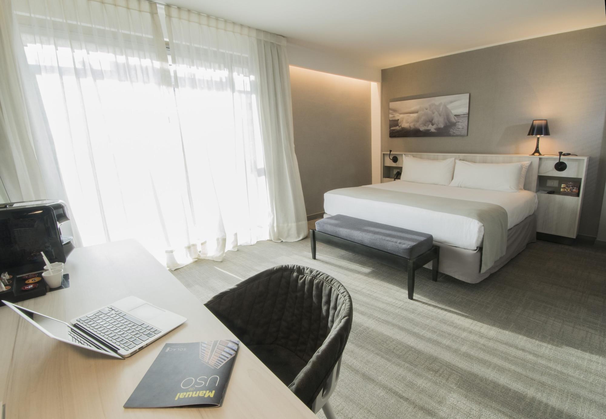 Hotel Solace 5*
