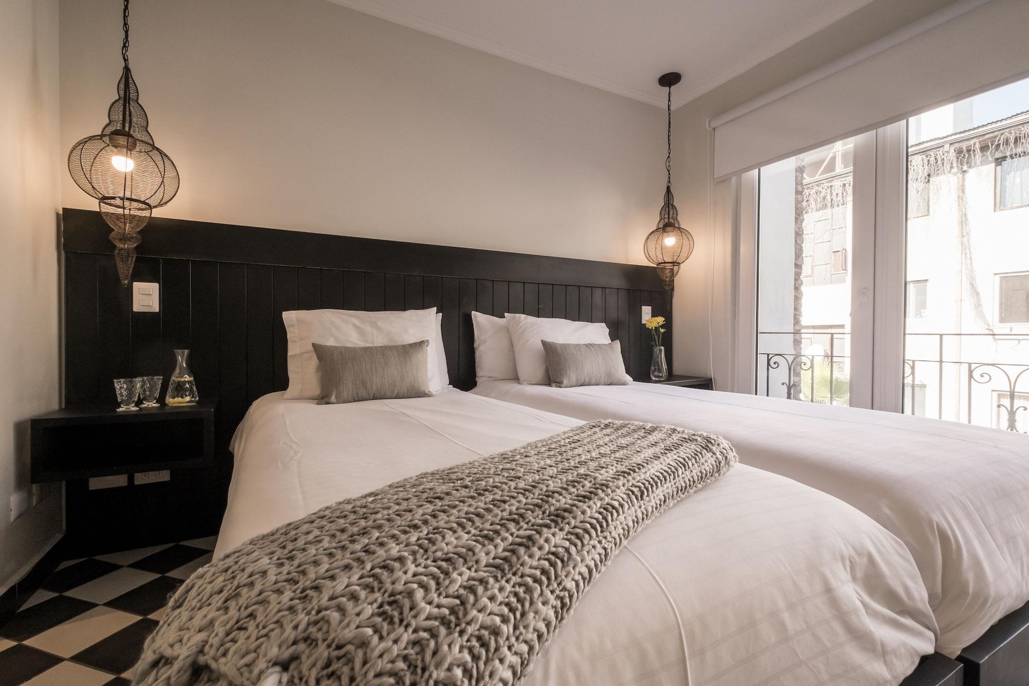 Aparthotel B