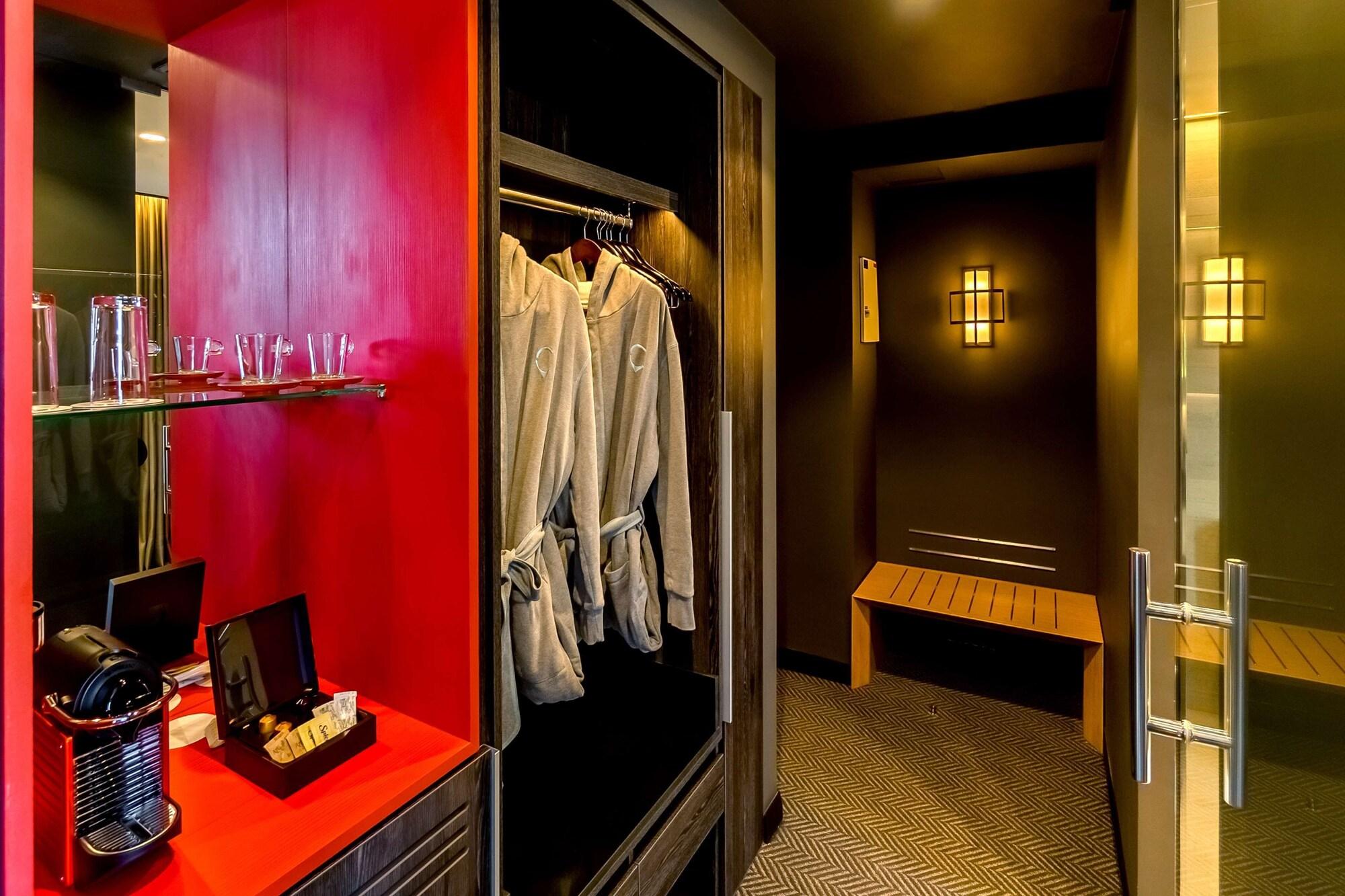 Hyatt Centric Condes 5*