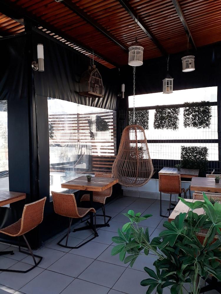 Boutique Tremo Bustamante 3* Santiago