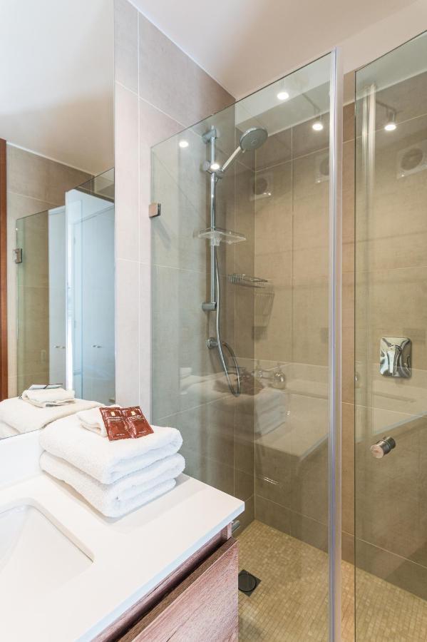 Uptown Eclectic 1br W/ Wifi, Pool, Parking & Metro Căn hộ