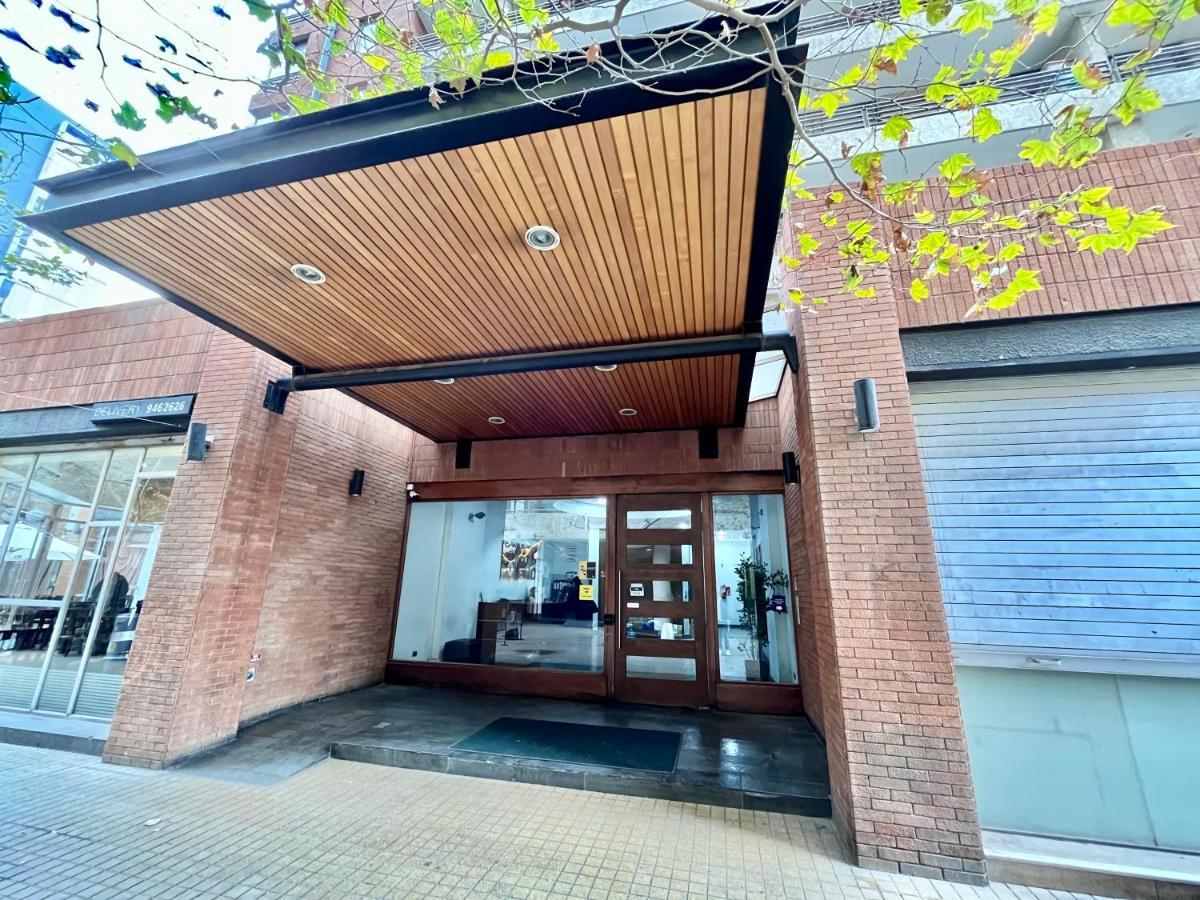 Centro Leones Apartment Santiago