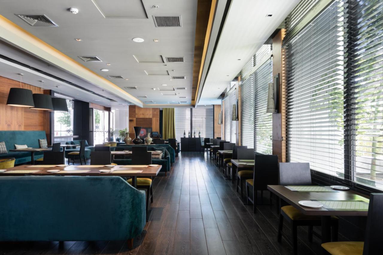 Wyndham Pettra Hotel