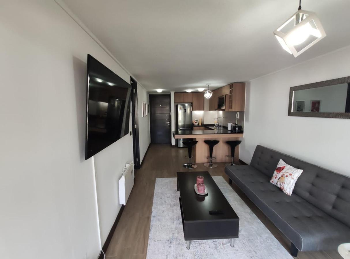 Departamento A Pasos De Clinica Las Condes- Estoril