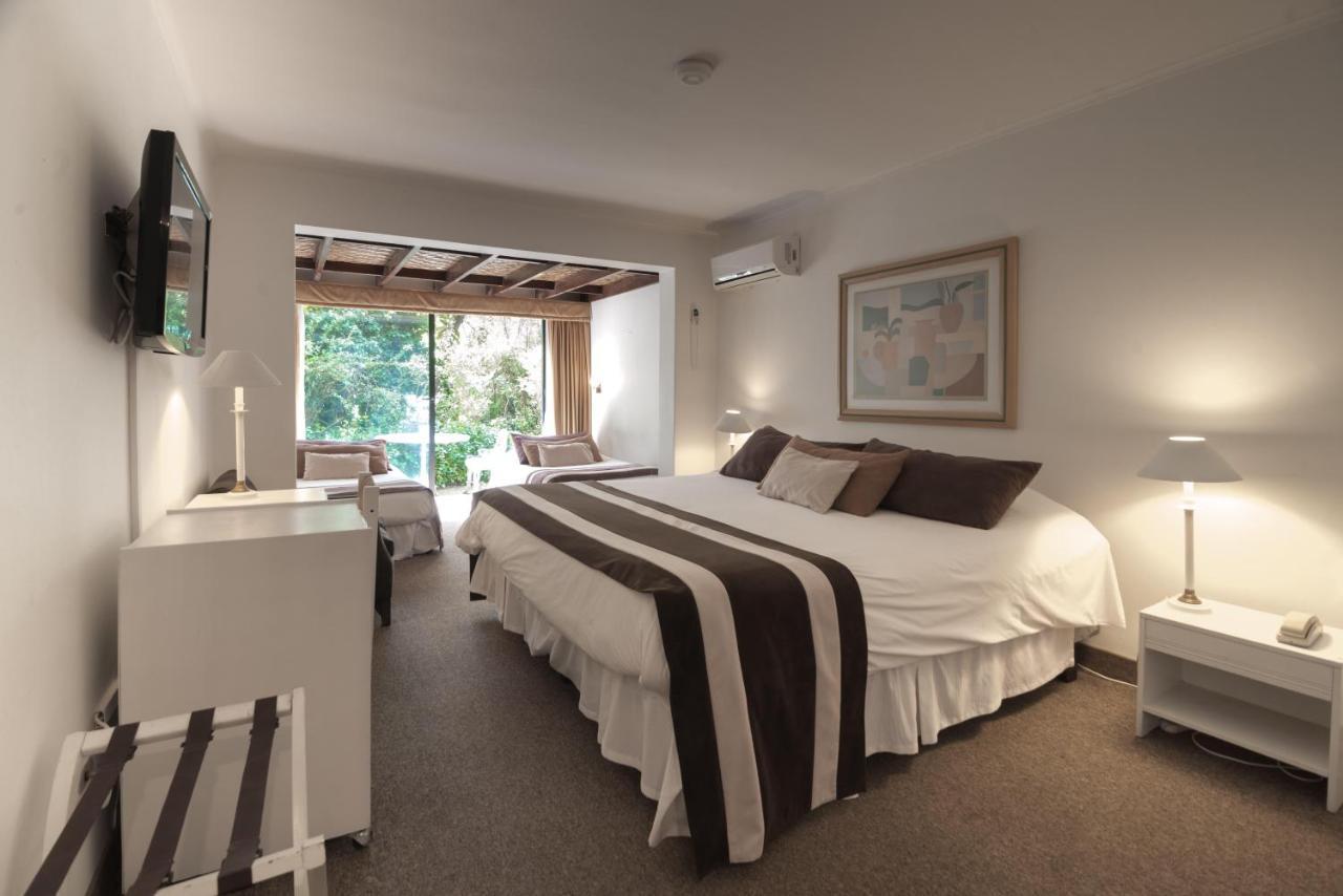 Acacias De Vitacura Hotel 4*