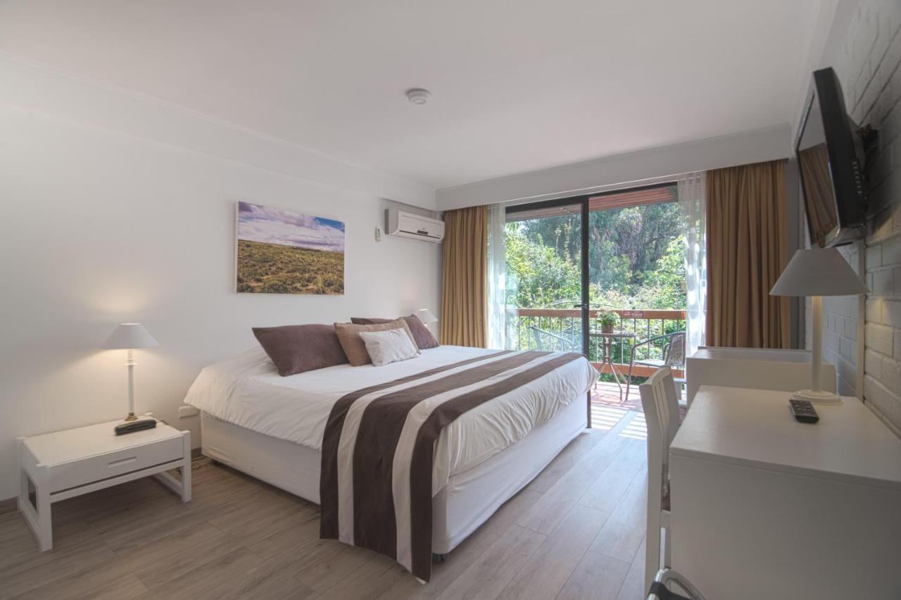Acacias De Vitacura Hotel 4*