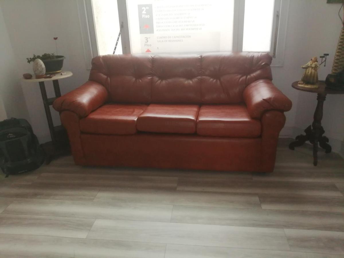 Hostal Mancora Monjitas 755 Santiago