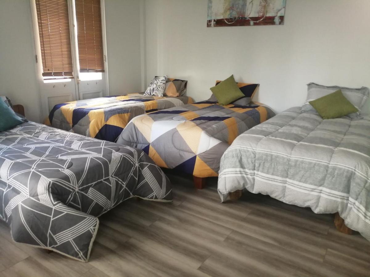 Hostal Mancora Monjitas 755 * Santiago de Chile